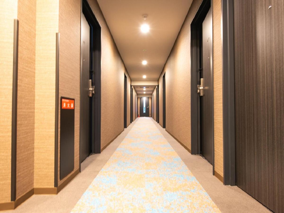 Livemax Tenjin West Hotel 3*