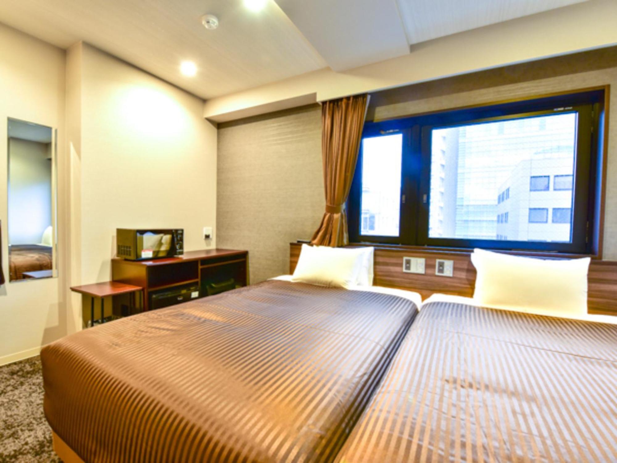 Livemax Fukuoka Tenjin West 3* Fukuoka (Fukuoka)