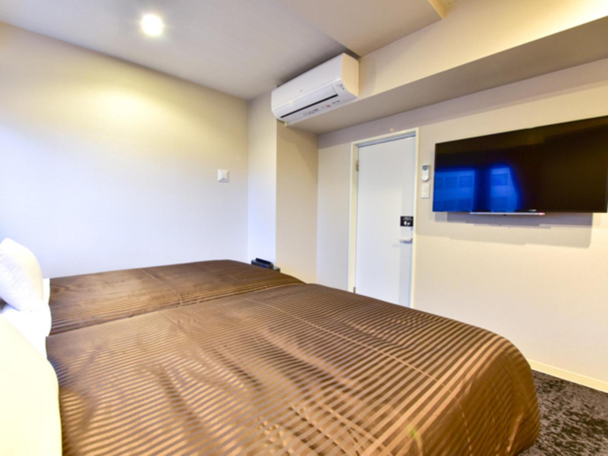 Livemax Fukuoka Tenjin West Hotel