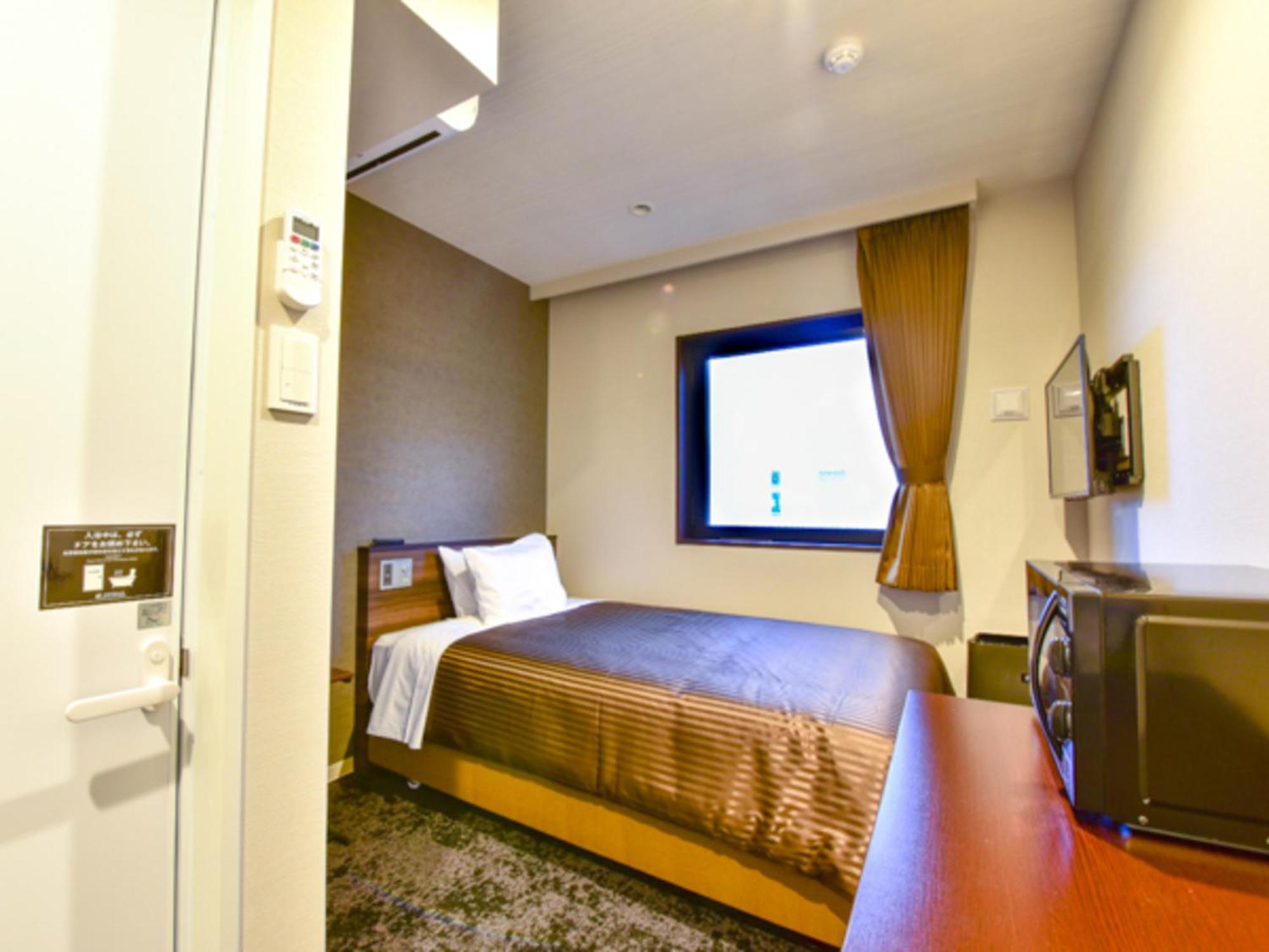 Livemax Fukuoka Tenjin West 3*