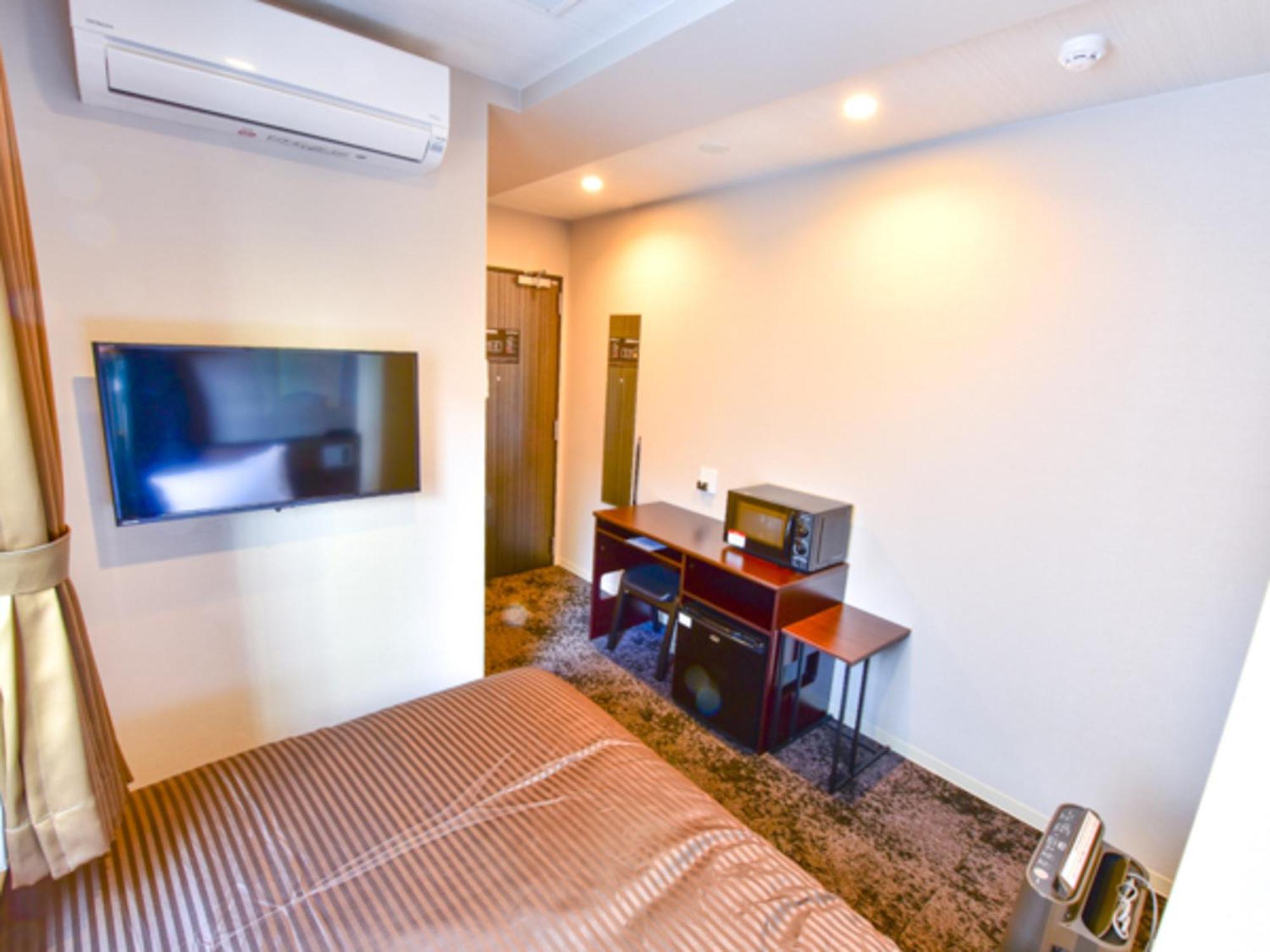 Livemax Fukuoka Tenjin West Hotel 3*